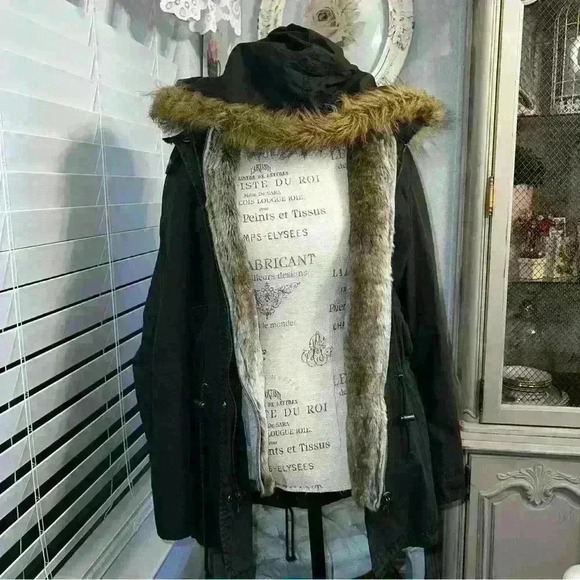 Express Army green utility jacket with detachable hood and inner faux fur vest - Picture 4 of 14